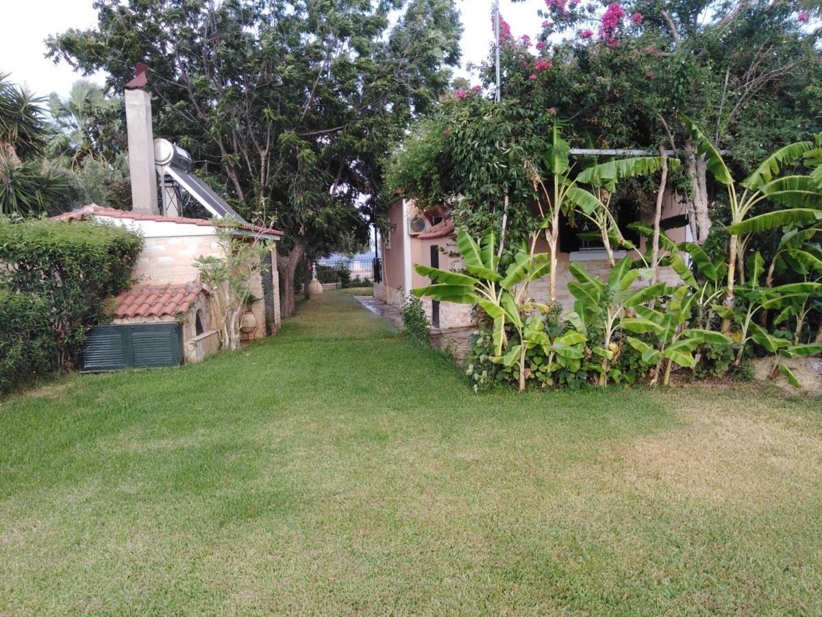 Golden Sea Villa 卡拉马塔 外观 照片